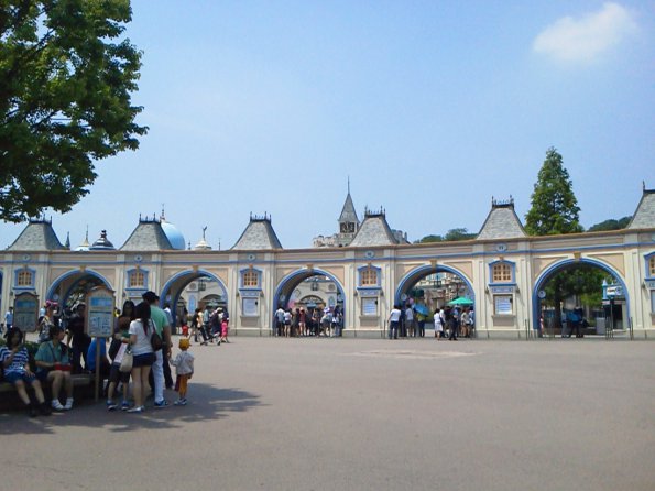 201206031130